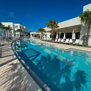  Apartment Stylish Modern 3 Bedroom With Amenities